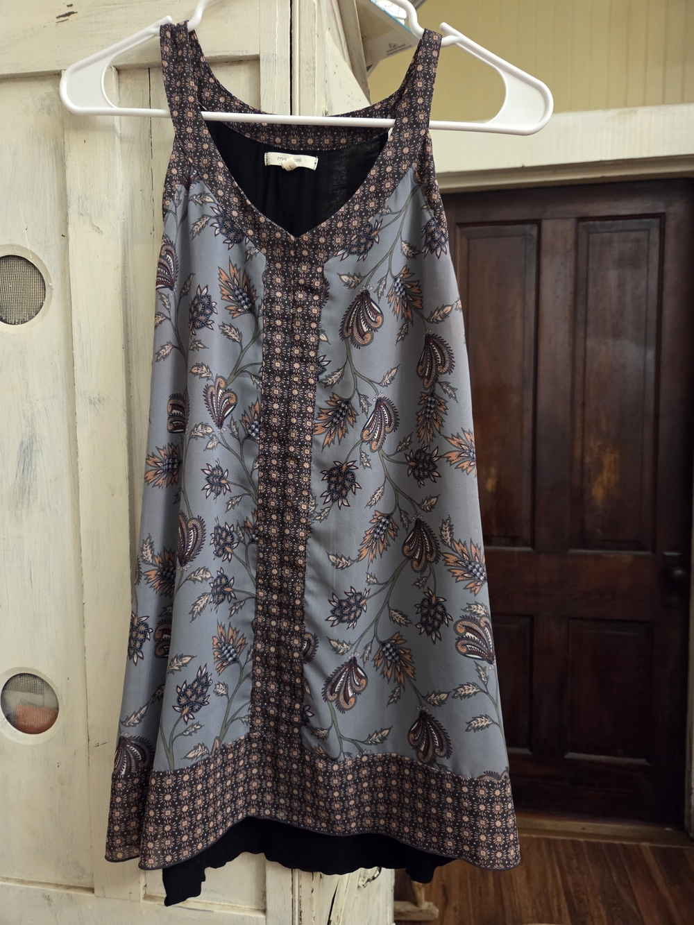 Maurices Grey Floral A-Line‎ Tank